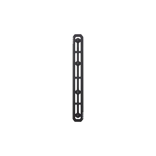 Die BOG 12" M-LOK Arca-Swiss Tripod Plate bietet maximale Stabilität und Langlebigkeit für deine Ausrüstung und lässt sich einfach an jedem M-LOK Schienensystem befestigen.